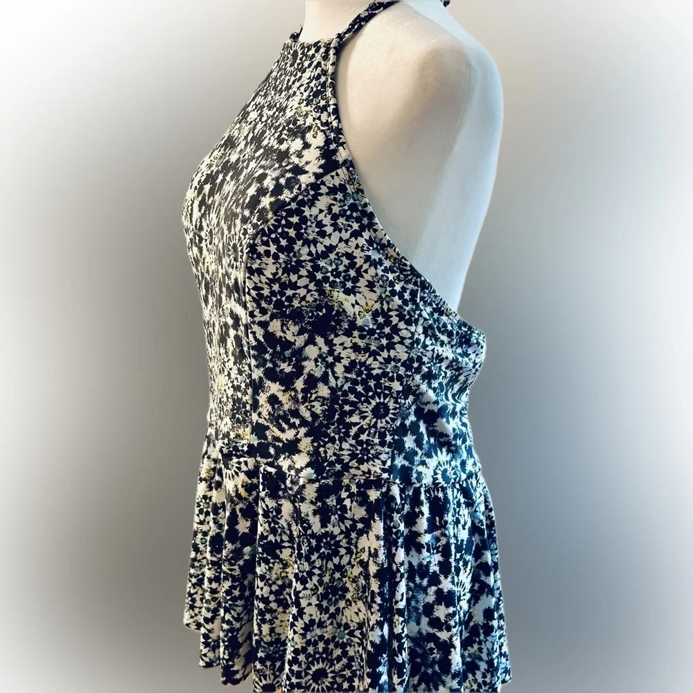Sea Angel Tankini. Size 1X - Picture 4 of 13